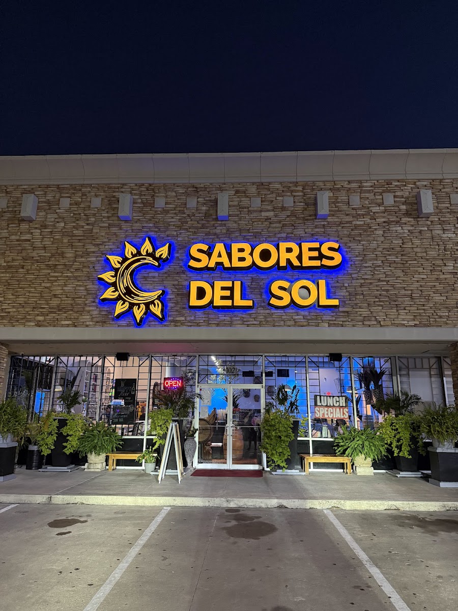 Sabores Del Sol Mexican Cafe